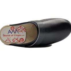 AM-Toffeln Swedish Style Clogs in Navy (100)