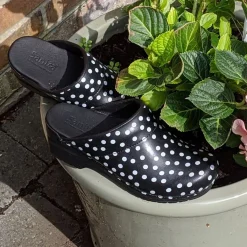 Sanita Fenja Spotty Flexible Clogs in Black (457048)