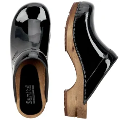 Sanita Retro Patent Danish Clogs in Black (457012)